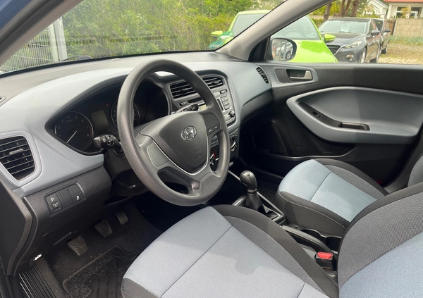 Hyundai i20 cena 39900 przebieg: 101000, rok produkcji 2018 z Namysłów małe 596